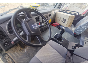 Τράκτορας SINOTRUCK HOWO: φωτογραφία 3