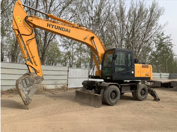 Τροχοφόρος εκσκαφέας Hyundai R210W-7: φωτογραφία 4