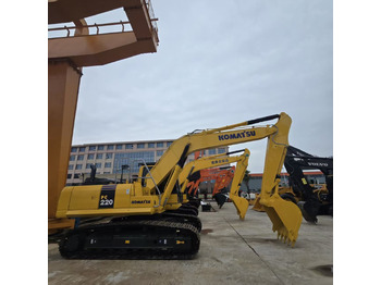 Ερπυστριοφόρος εκσκαφέας Komatsu PC220-8: φωτογραφία 3