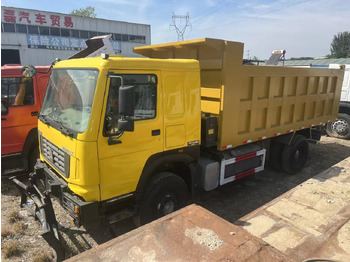 Φορτηγό ανατρεπόμενο SINOTRUK HOWO 4x2: φωτογραφία 2