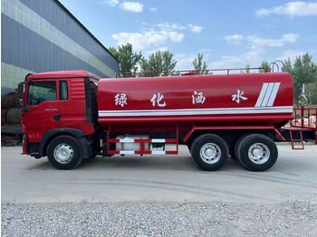 Μίσθωση SINOTRUK HOWO sprinkler SINOTRUK HOWO sprinkler: φωτογραφία 1