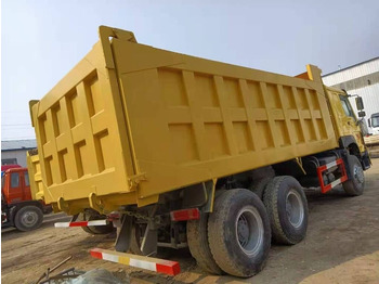 Φορτηγό ανατρεπόμενο Sinotruk Howo: φωτογραφία 4 Φορτηγό ανατρεπόμενο Sinotruk Howo: φωτογραφία 4