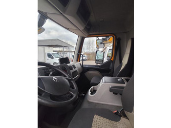 Interior photo 1: Μίσθωση  Renault Midlum 180.12 H Extra Light Fourgon polyfond avec Hayon repliable Renault Midlum 180.12 H Extra Light Fourgon polyfond avec Hayon repliable