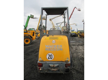 Ελαστιχοφόρος φορτωτής Wacker Neuson WL 25: φωτογραφία 3