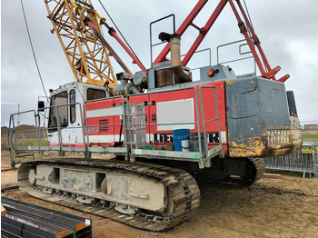 Ερπυστριοφόρος γερανός LIEBHERR