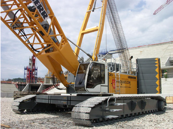 Ερπυστριοφόρος γερανός LIEBHERR