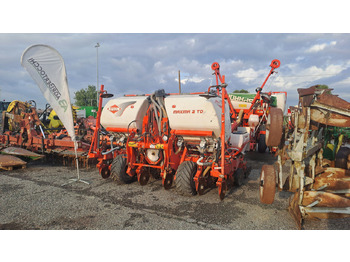 Σπαρτική μηχανή SEMINATRICE DI PRECISIONE KUHN MAXIMA 2 TD: φωτογραφία 2 Σπαρτική μηχανή SEMINATRICE DI PRECISIONE KUHN MAXIMA 2 TD: φωτογραφία 2