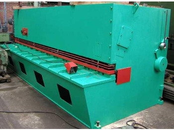 Μηχανήμα επεξεργασίας μετάλλου