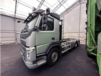 Φορτηγό φόρτωσης γάντζου VOLVO FM 420