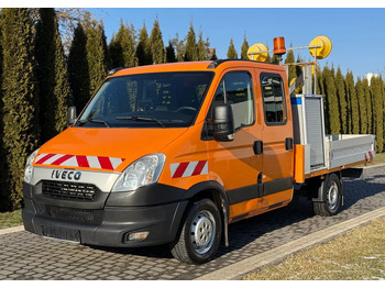 Επαγγελματικό αυτοκίνητο με μουσαμά IVECO Daily