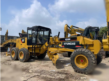 Γκρέιντερ CATERPILLAR 120H
