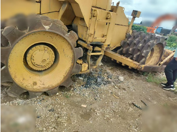 Οδοστρωτήρες CATERPILLAR 815B: φωτογραφία 4