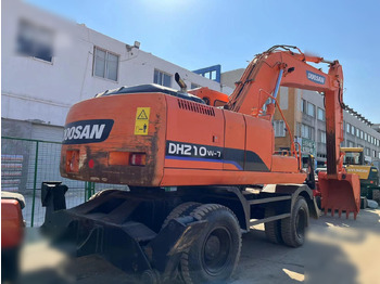 Μίσθωση DOOSAN DH210W-7 DOOSAN DH210W-7: φωτογραφία 2