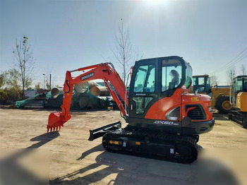 Ερπυστριοφόρος εκσκαφέας DOOSAN DX60-9C