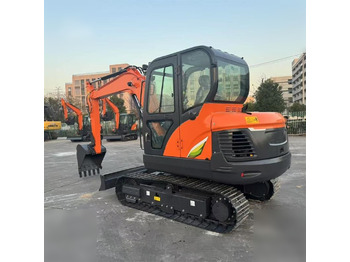 Ερπυστριοφόρος εκσκαφέας DOOSAN DX60
