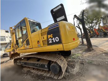 Ερπυστριοφόρος εκσκαφέας KOMATSU PC210-8: φωτογραφία 2 Ερπυστριοφόρος εκσκαφέας KOMATSU PC210-8: φωτογραφία 2