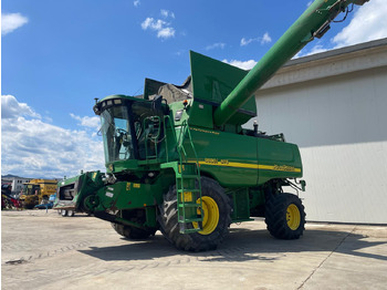 Μίσθωση JOHN DEERE MIETITREBBIA STS 9880 JOHN DEERE MIETITREBBIA STS 9880: φωτογραφία 1 Μίσθωση JOHN DEERE MIETITREBBIA STS 9880 JOHN DEERE MIETITREBBIA STS 9880: φωτογραφία 1