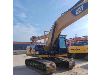 Ερπυστριοφόρος εκσκαφέας CATERPILLAR 320D2