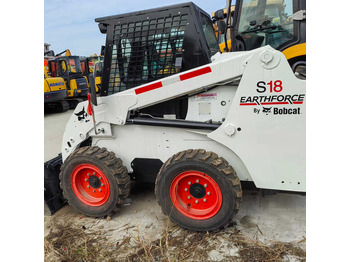 Φορτωτής πλάγιας ολίσθησης BOBCAT S16