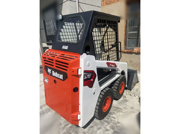 Φορτωτής πλάγιας ολίσθησης BOBCAT S70