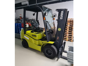 Υγραεριοκίνητο περονοφόρο CLARK