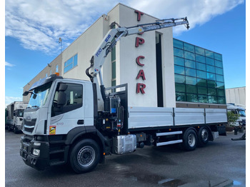 Φορτηγό με ανοιχτή καρότσα IVECO