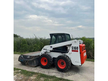 Φορτωτής πλάγιας ολίσθησης BOBCAT S160