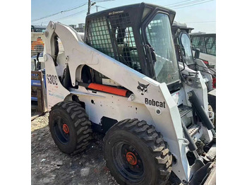 Φορτωτής πλάγιας ολίσθησης BOBCAT S300