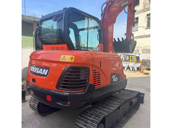 Ερπυστριοφόρος εκσκαφέας DOOSAN DX60