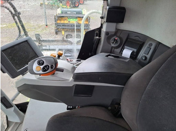 Θεριζοαλωνιστική μηχανή Claas Lexion 740: φωτογραφία 4