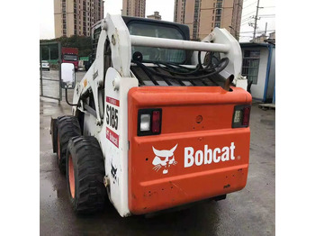 Ελαστιχοφόρος φορτωτής BOBCAT S185