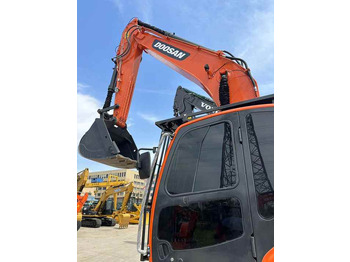 Μίσθωση  Used Digger DOOSAN DX300 Construction Machinery Construction Digger Used DOOSAN DX300 Cheap Excavator Used Digger DOOSAN DX300 Construction Machinery Construction Digger Used DOOSAN DX300 Cheap Excavator: φωτογραφία 2