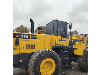 Ελαστιχοφόρος φορτωτής KOMATSU WA380-3