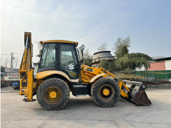 Φορτωτής εκσκαφέας JCB 4CX: φωτογραφία 2 Φορτωτής εκσκαφέας JCB 4CX: φωτογραφία 2
