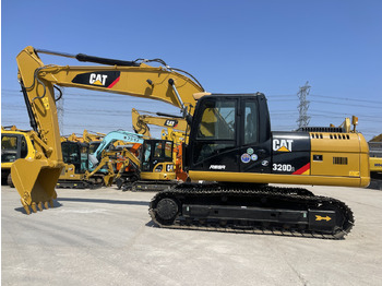 Ερπυστριοφόρος εκσκαφέας CATERPILLAR 320D2