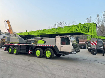 Τηλεσκοπικός γερανός ZOOMLION ZTC700V