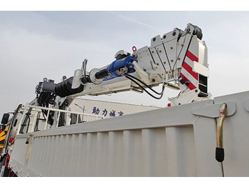 Νέα Φορτηγό με γερανό FAW FAW Truck Mounted Crane with Hydraulic Boom for Sale in Kuwait: φωτογραφία 2