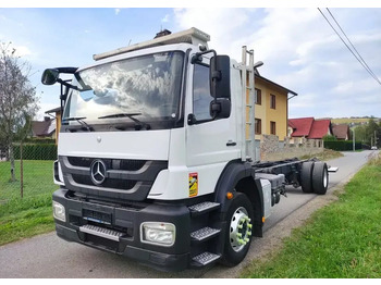 Φορτηγό σασί MERCEDES-BENZ Axor 1829