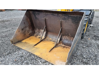 Τηλεσκοπικός μπροστινός φορτωτής JCB 535-95 AGRI SUPER: φωτογραφία 4