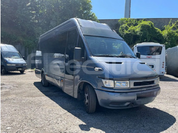 Μικρό λεωφορείο IVECO Daily