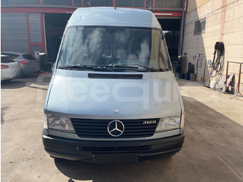 Προαστιακό λεωφορείο Mercedes-Benz Sprinter: φωτογραφία 2 Προαστιακό λεωφορείο Mercedes-Benz Sprinter: φωτογραφία 2