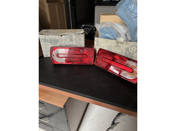 Φανάρι πίσω MERCEDES-BENZ