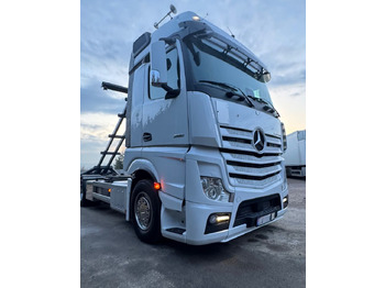 Φορτηγό κόφα Mercedes-Benz ACTROS / 2553 / ACC / E 6 / MP 5 /TIPPER, BDF ,WYWROT / RETARDER/ GIGA SPACE/Niski Przebieg 366 Tys Km! ASO: φωτογραφία 2 Φορτηγό κόφα Mercedes-Benz ACTROS / 2553 / ACC / E 6 / MP 5 /TIPPER, BDF ,WYWROT / RETARDER/ GIGA SPACE/Niski Przebieg 366 Tys Km! ASO: φωτογραφία 2