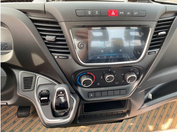 Νέα Επαγγελματικό αυτοκίνητο με μουσαμά Iveco Daily 50C18HA8 Z Pritsche+Plane Iveco Daily 50C18HA8 Z Pritsche+Plane: φωτογραφία 4 Νέα Επαγγελματικό αυτοκίνητο με μουσαμά Iveco Daily 50C18HA8 Z Pritsche+Plane Iveco Daily 50C18HA8 Z Pritsche+Plane: φωτογραφία 4