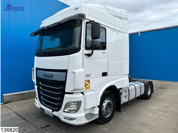 Τράκτορας DAF XF 460