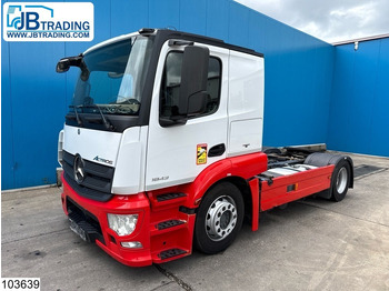Τράκτορας MERCEDES-BENZ Actros 1843