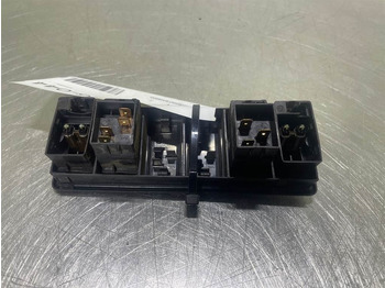 Ηλεκτρικό σύστημα για Κατασκευή μηχανήματα Ahlmann AZ6 - Switch/Schalter/Schakelaars: φωτογραφία 4 Ηλεκτρικό σύστημα για Κατασκευή μηχανήματα Ahlmann AZ6 - Switch/Schalter/Schakelaars: φωτογραφία 4