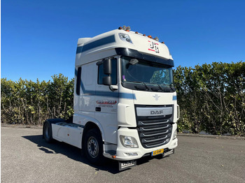 Τράκτορας DAF XF 460
