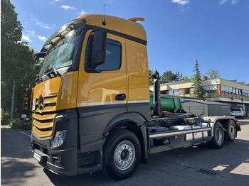 Φορτηγό φόρτωσης γάντζου MERCEDES-BENZ Actros 2645