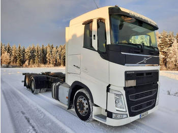 Φορτηγό σασί Volvo FH 13: φωτογραφία 2